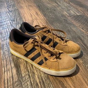 Men’s Neo Adidas size 10.5